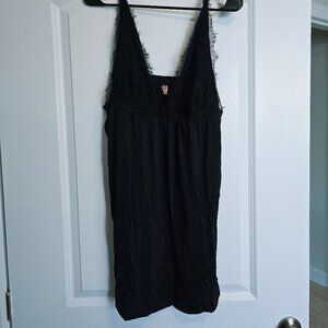 La Vie En Rose Black Nightie